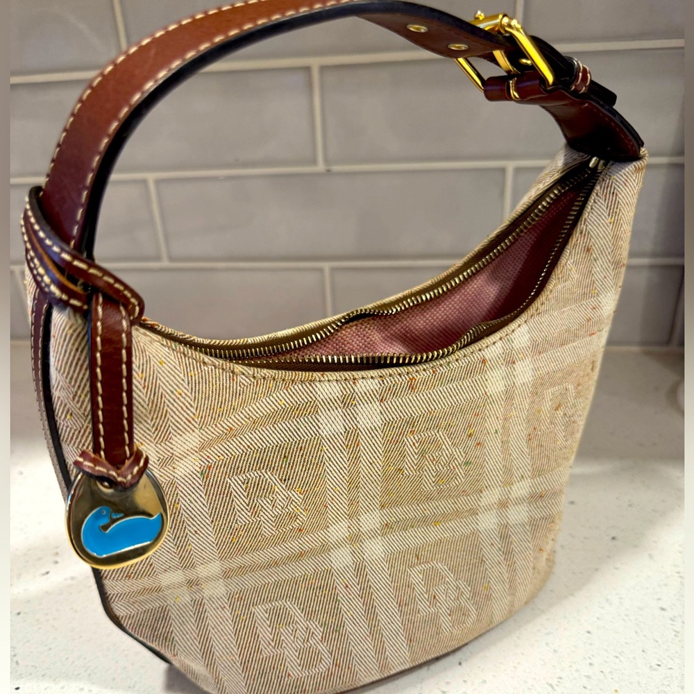 Vintage DOONEY & BOURKE signature canvas small bucket hang bag
